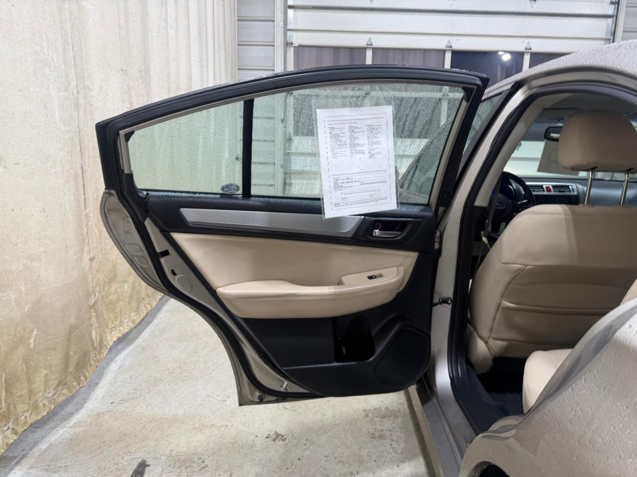 Subaru Legacy 2.5i Premium 2017