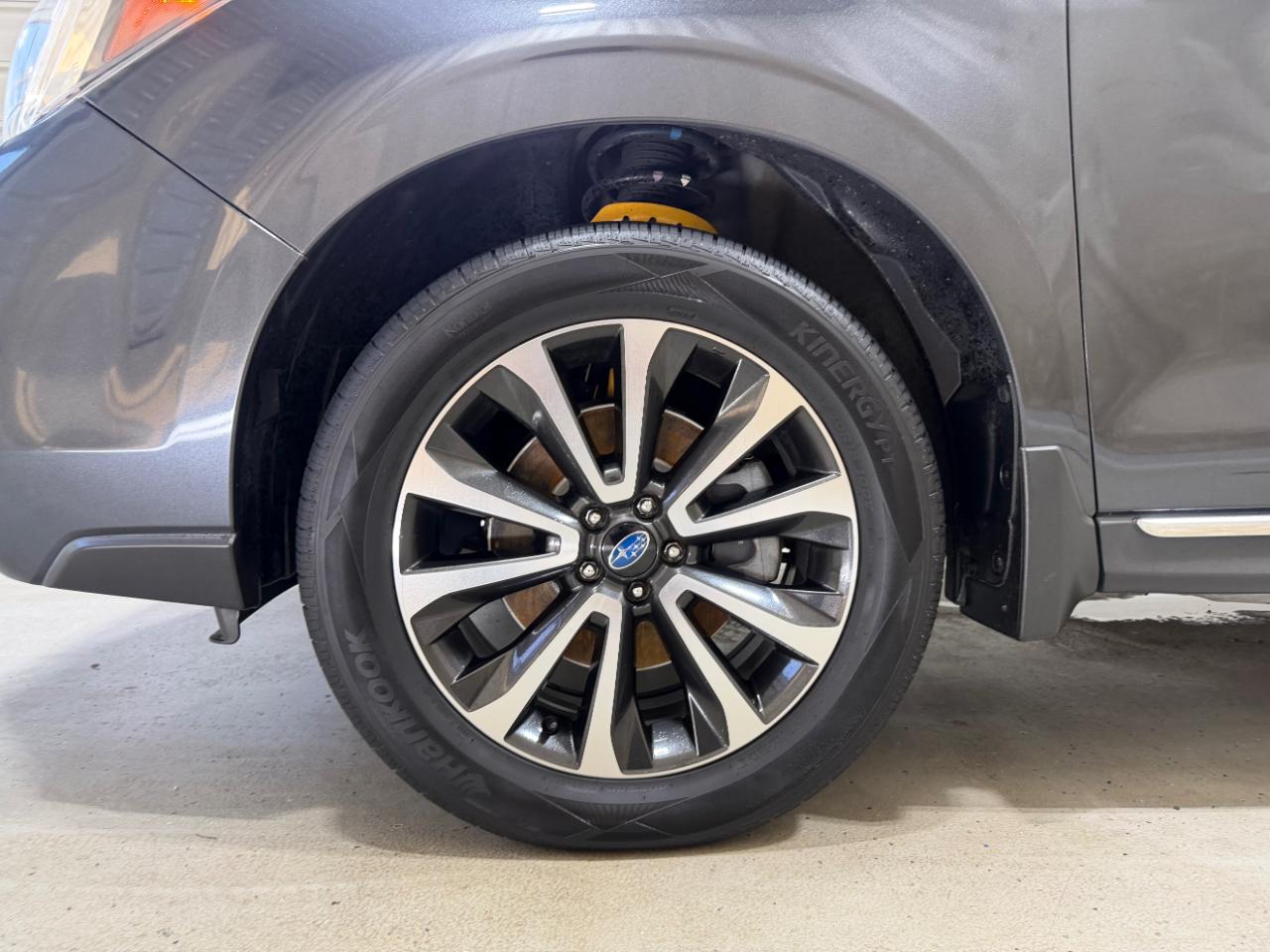 Subaru Forester 2.0XT Touring CVT 2017
