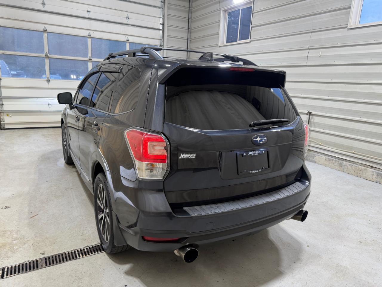 Subaru Forester 2.0XT Touring CVT 2017