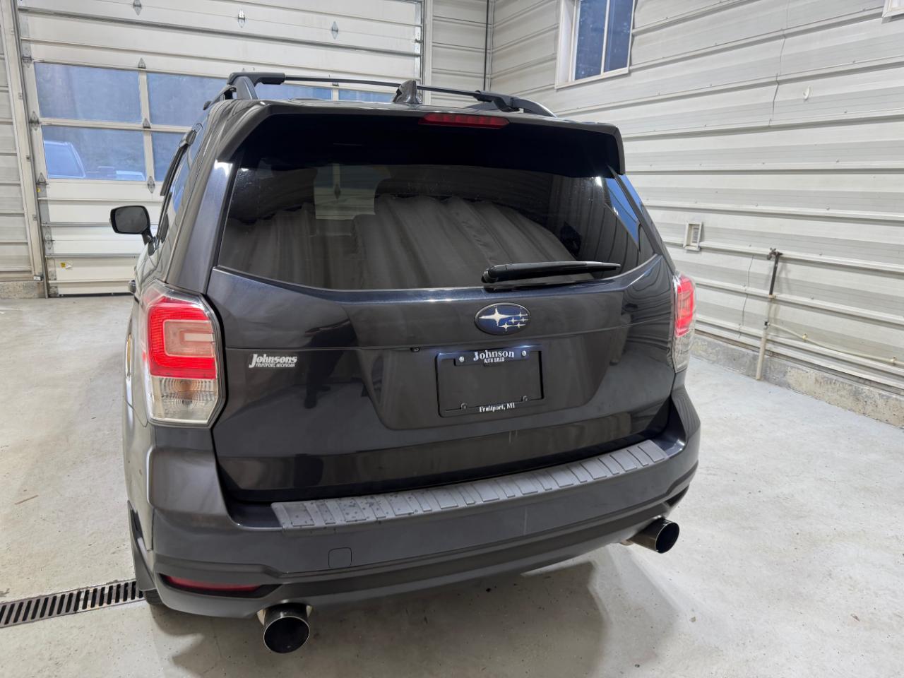 Subaru Forester 2.0XT Touring CVT 2017