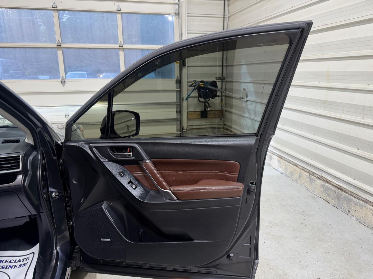 Subaru Forester 2.0XT Touring CVT 2017