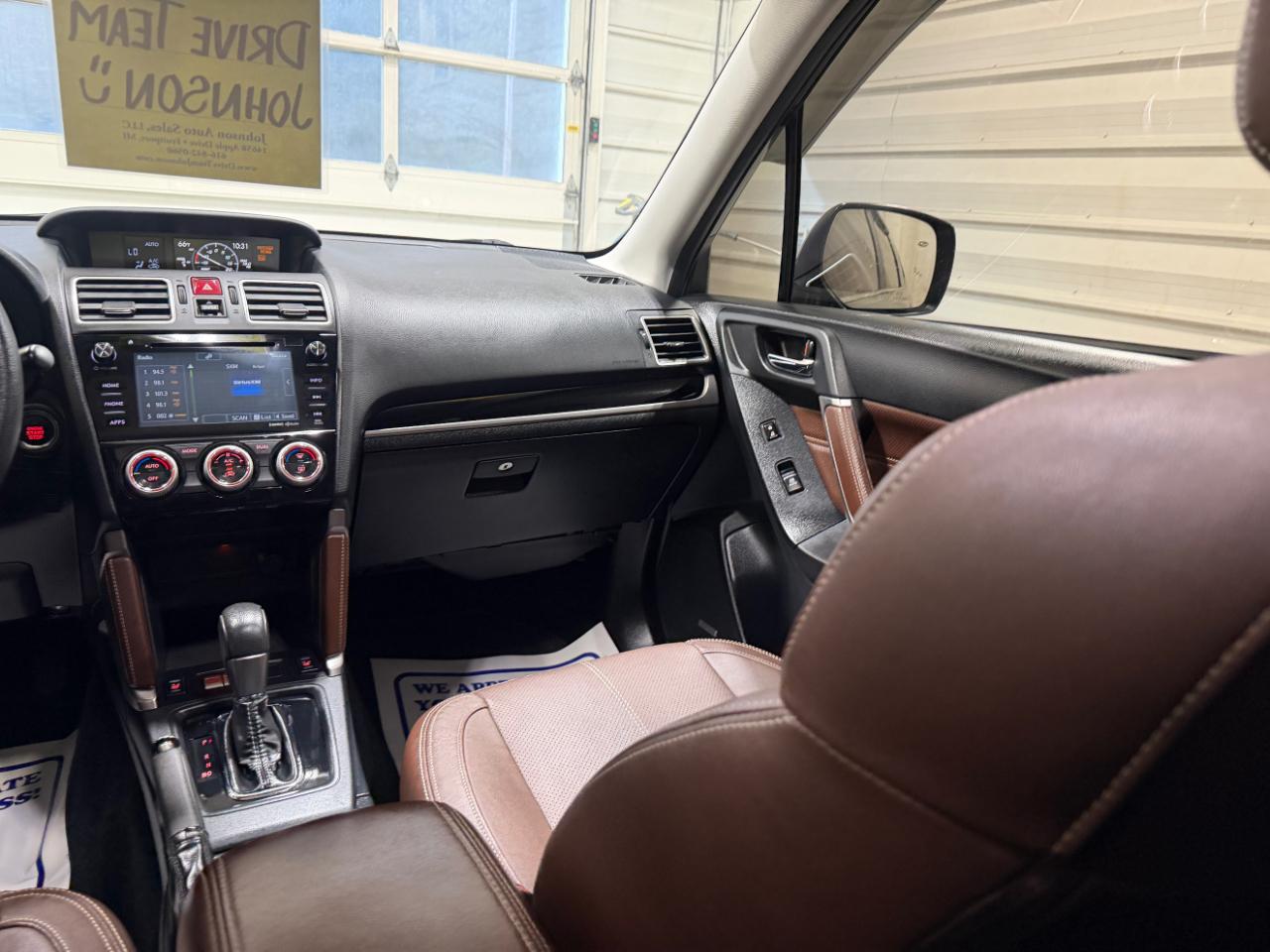 Subaru Forester 2.0XT Touring CVT 2017