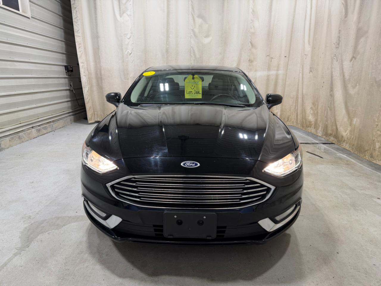 Ford Fusion SE FWD 2017