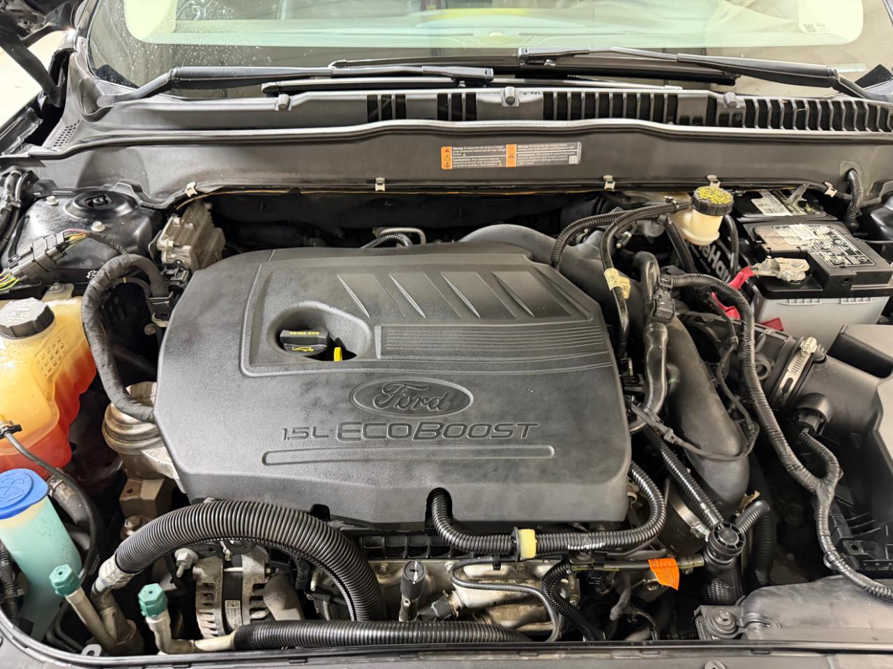 Ford Fusion SE FWD 2017