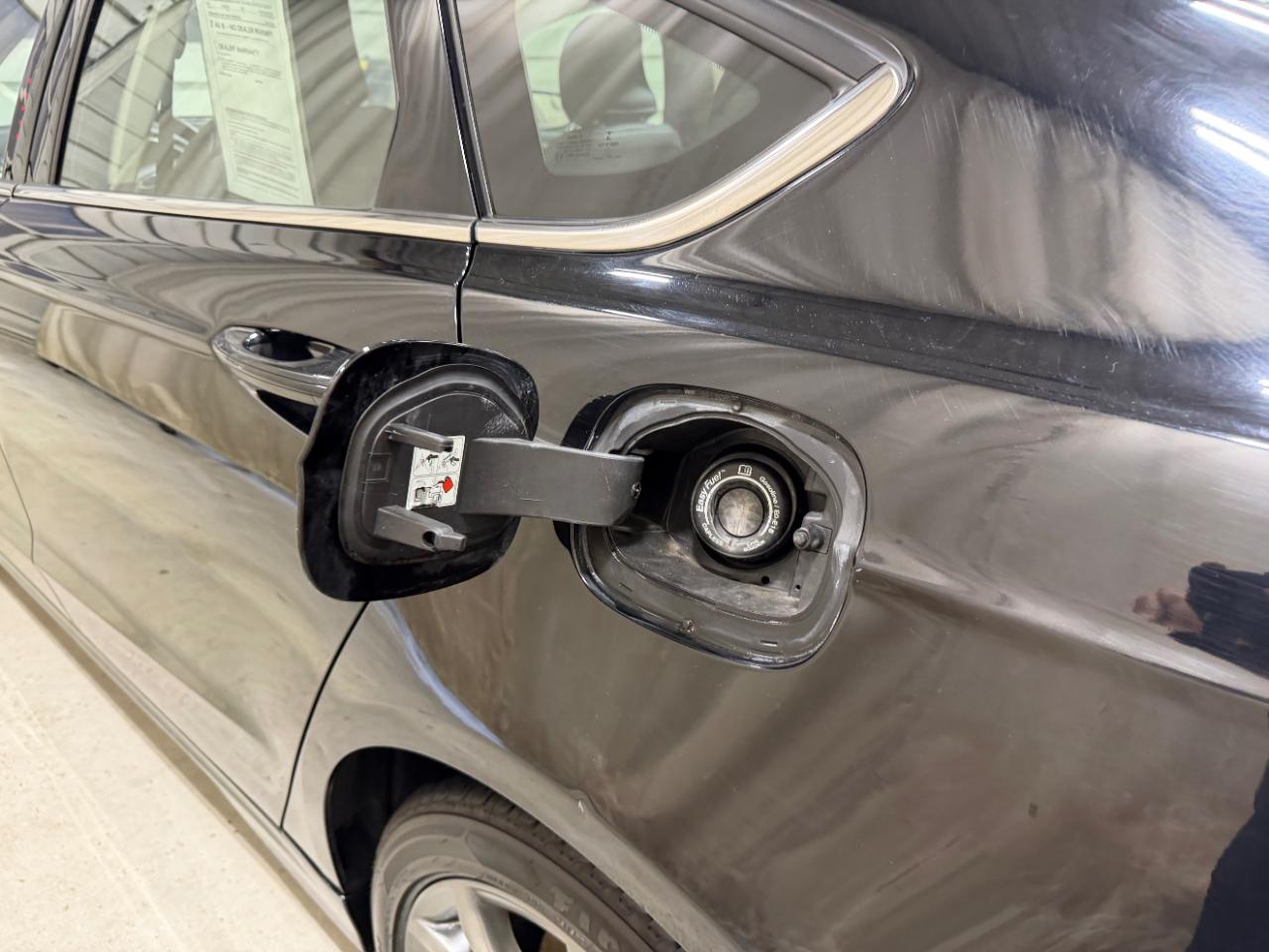 Ford Fusion SE FWD 2017