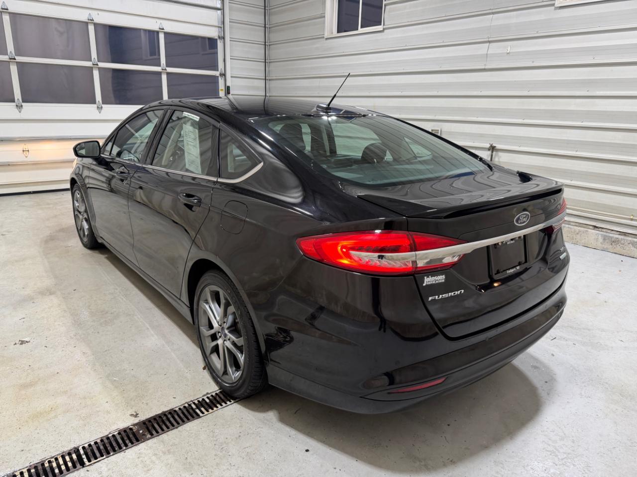 Ford Fusion SE FWD 2017