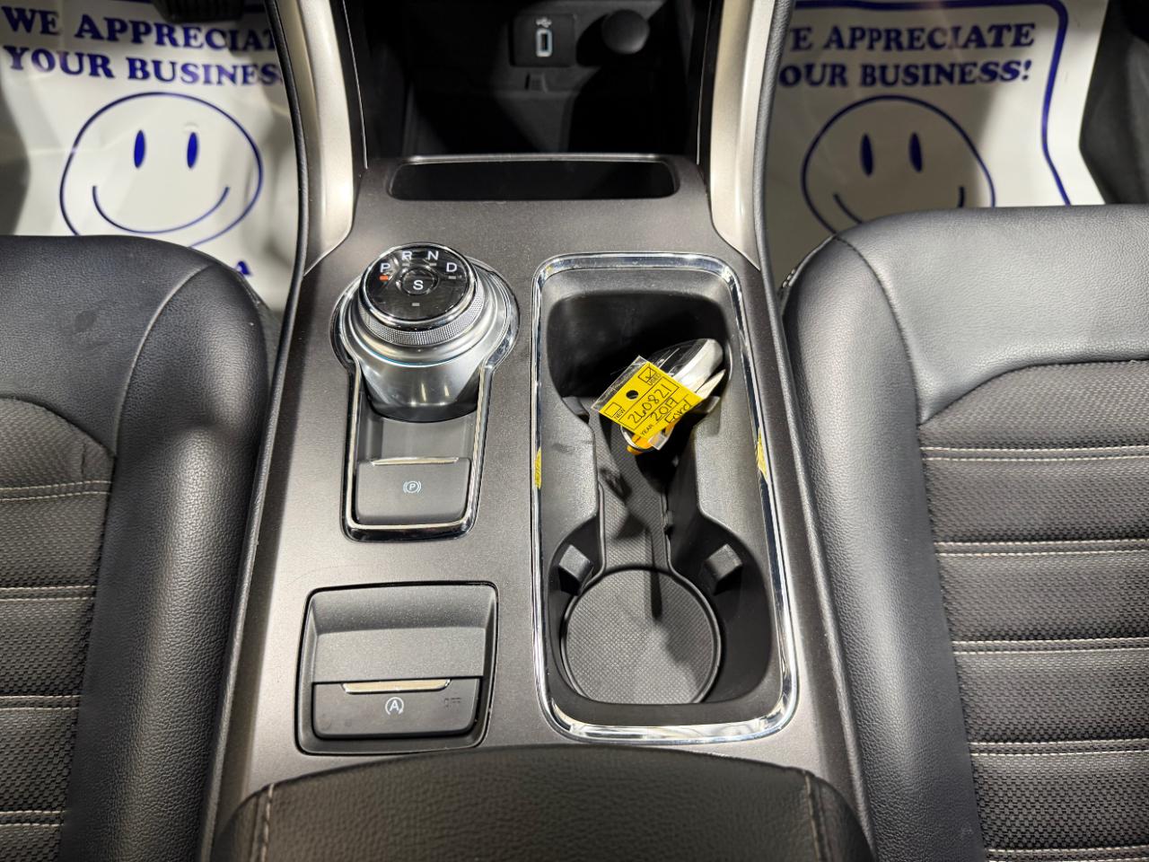 Ford Fusion SE FWD 2017