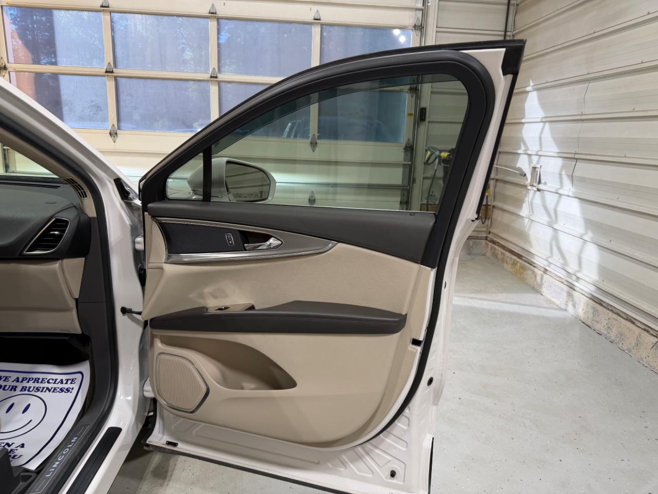 Lincoln Nautilus Select FWD 2019