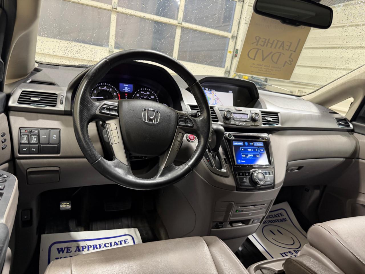 Honda Odyssey Touring w/ Nav System and DVD 2014