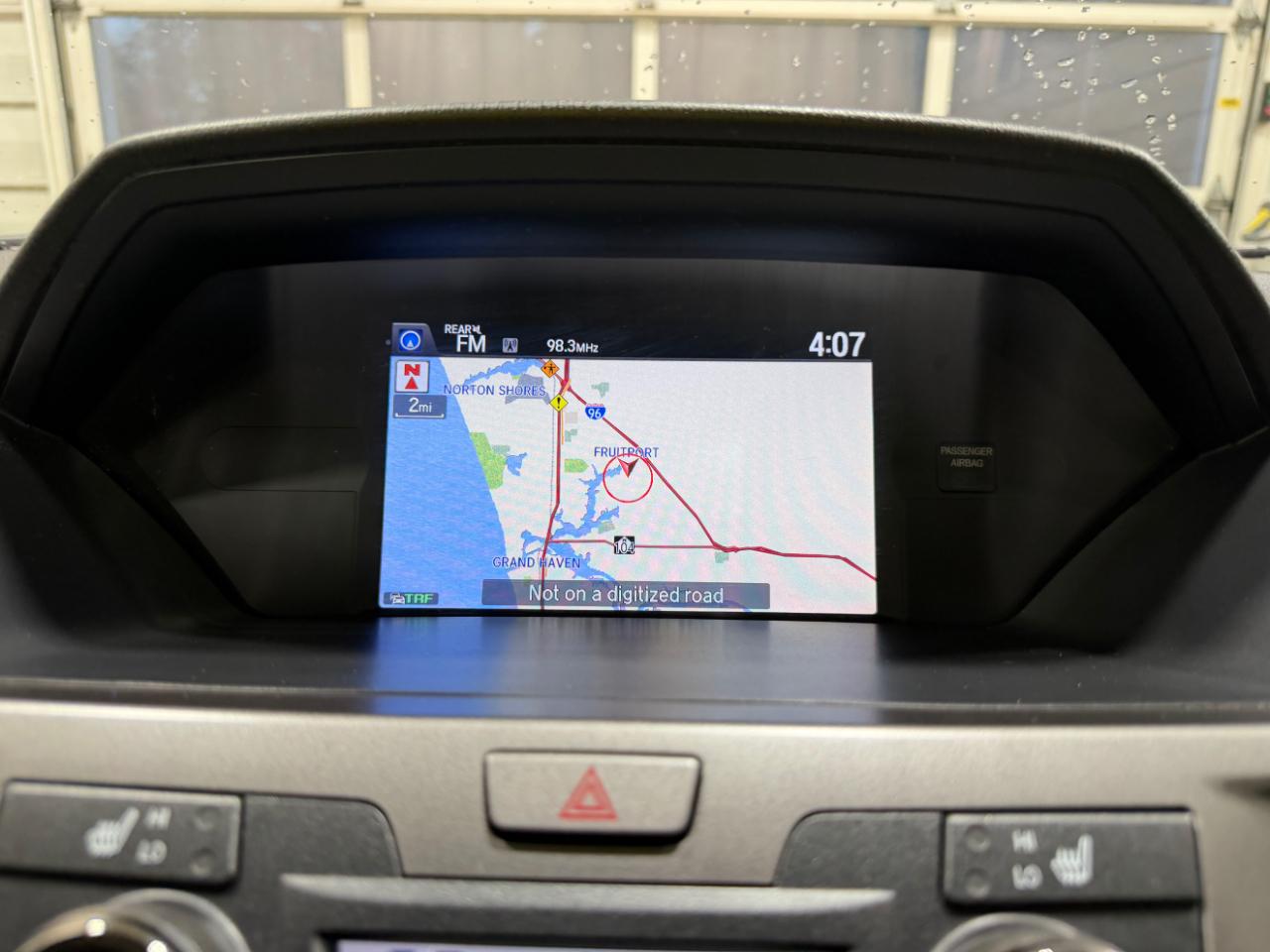 Honda Odyssey Touring w/ Nav System and DVD 2014
