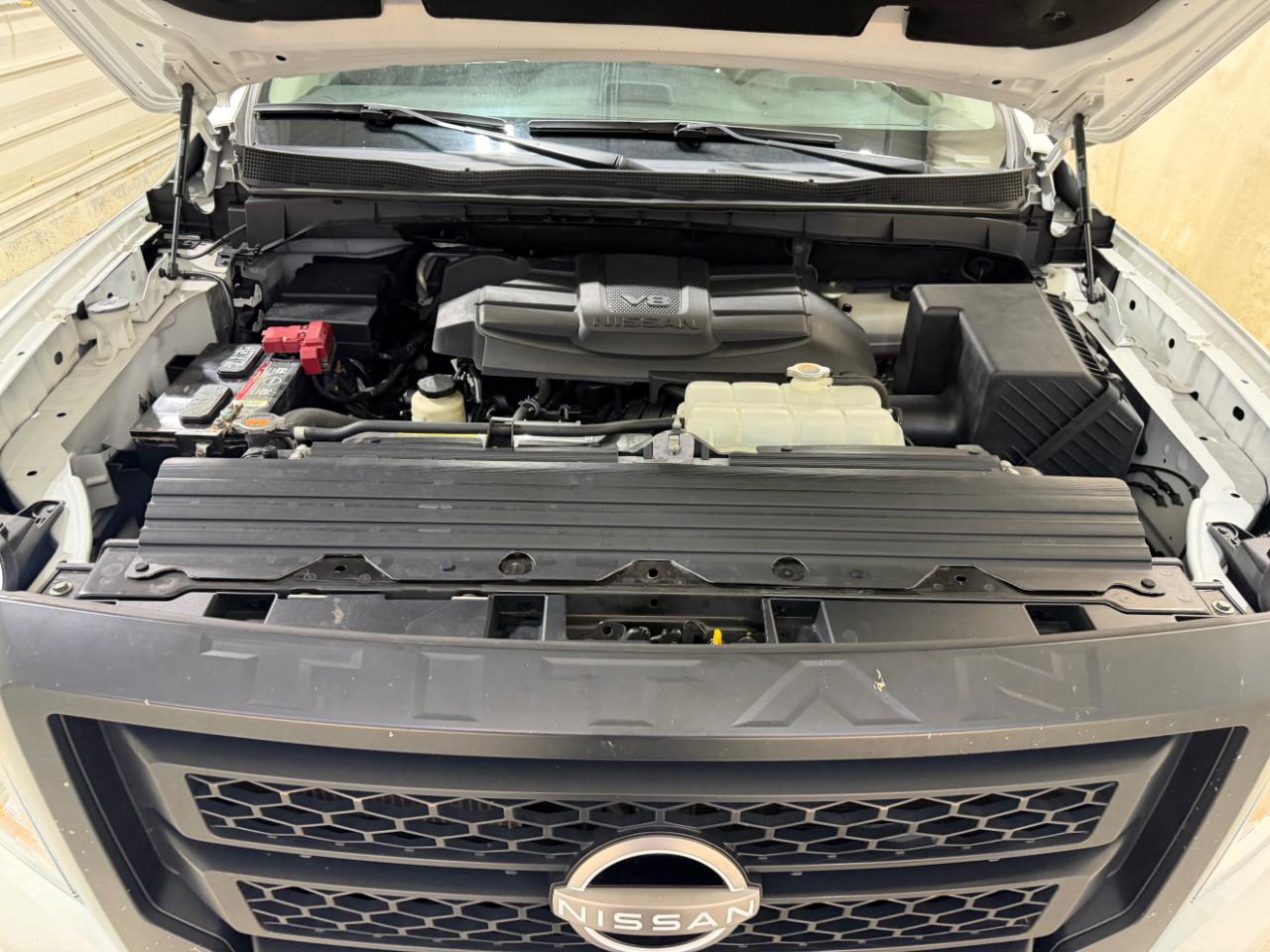 Nissan Titan XD 4x4 Crew Cab S 2023