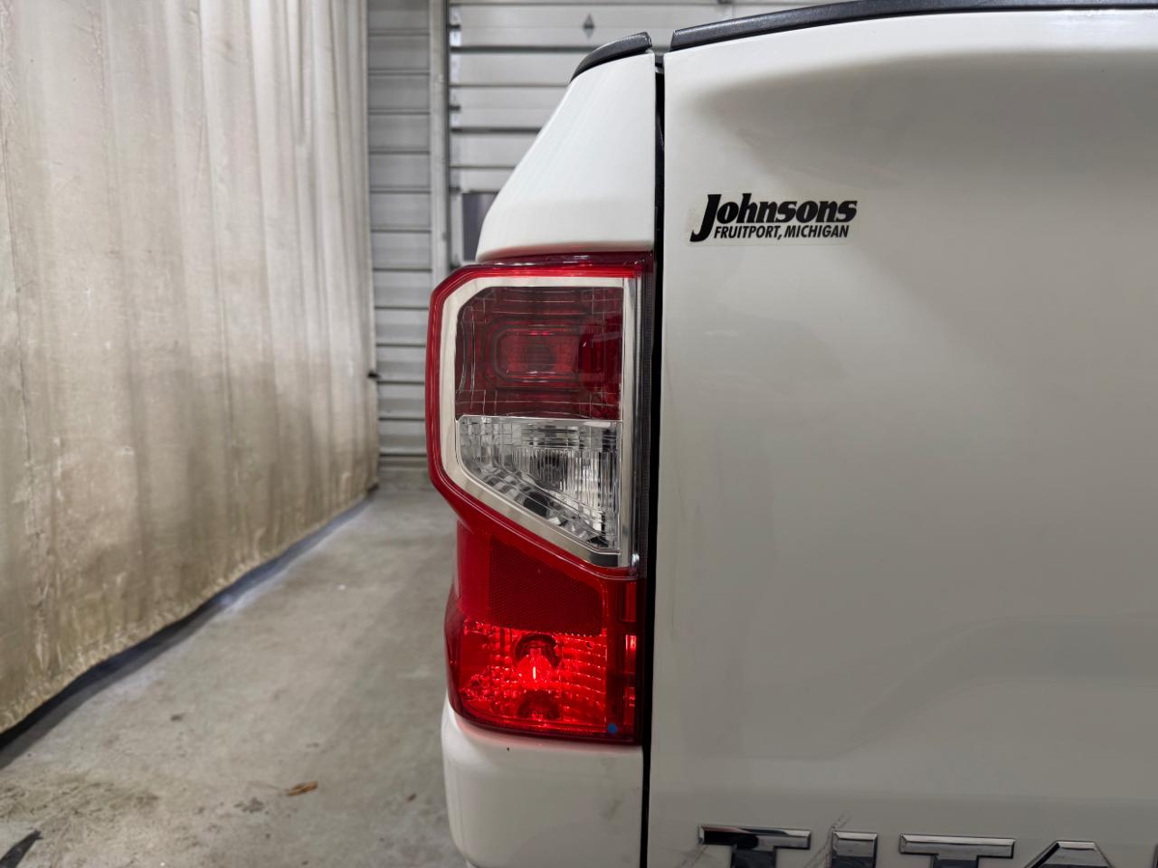 Nissan Titan XD 4x4 Crew Cab S 2023