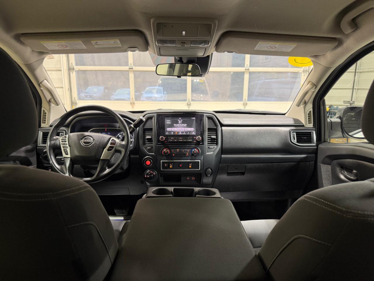 Nissan Titan XD 4x4 Crew Cab S 2023