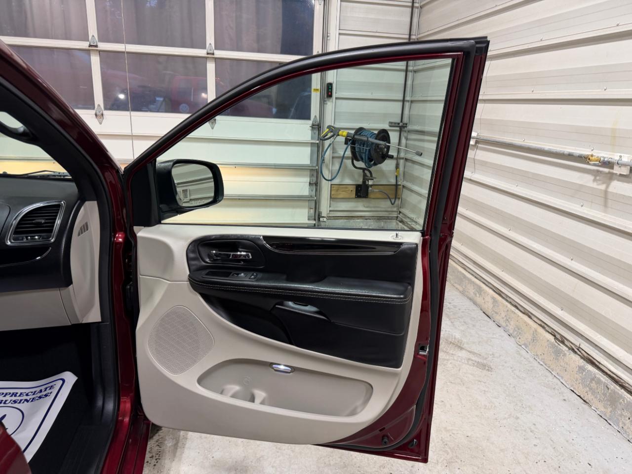 Dodge Grand Caravan SXT Wagon 2018