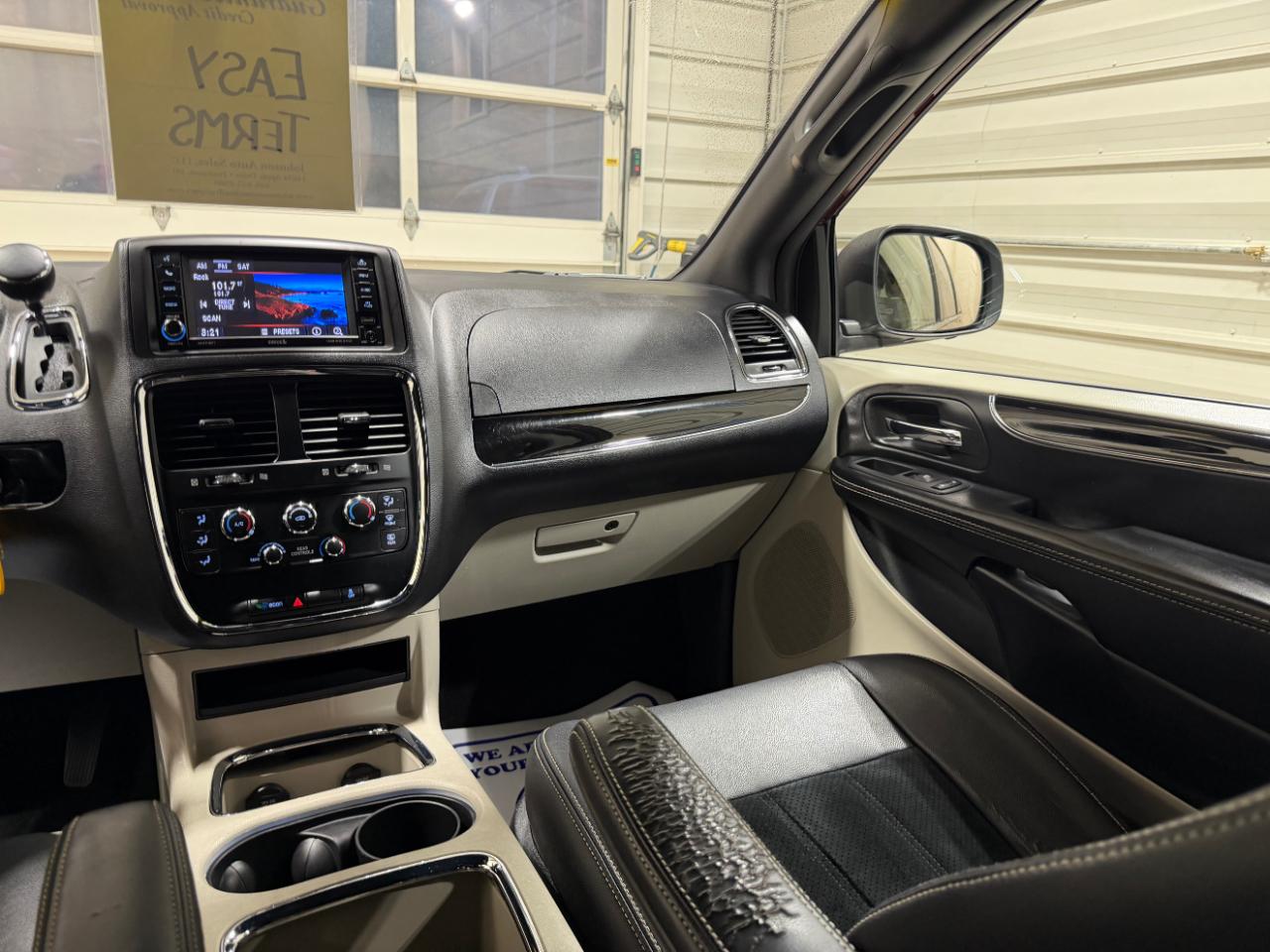 Dodge Grand Caravan SXT Wagon 2018