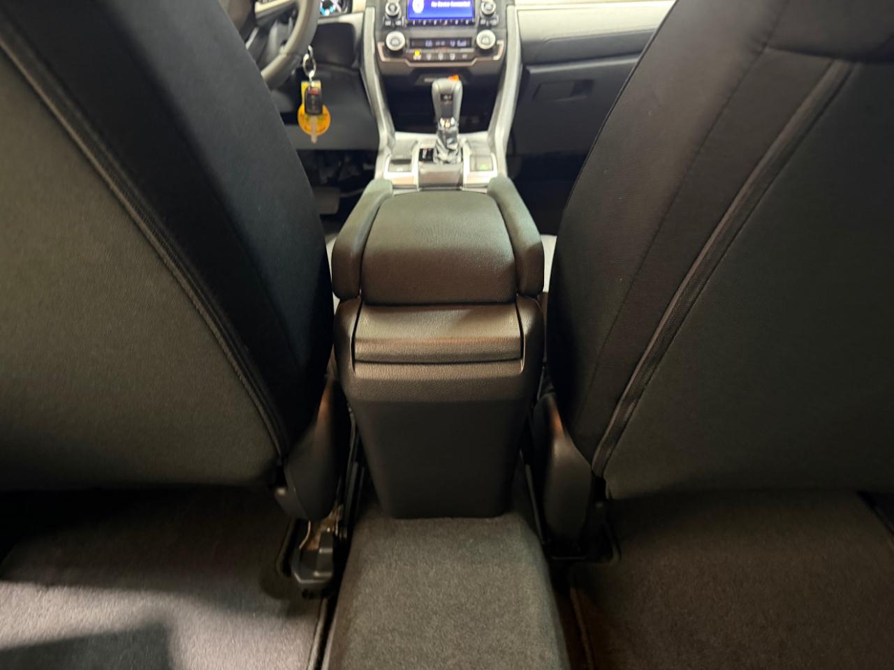 Honda Civic Sedan LX CVT 2020