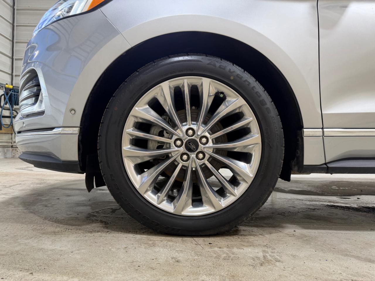Ford Edge Titanium FWD 2020
