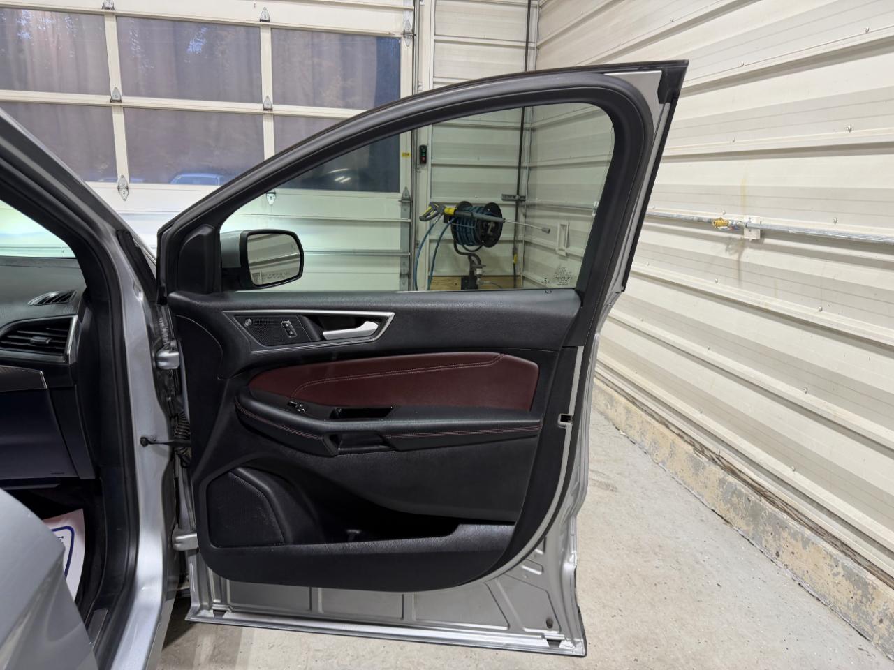 Ford Edge Titanium FWD 2020