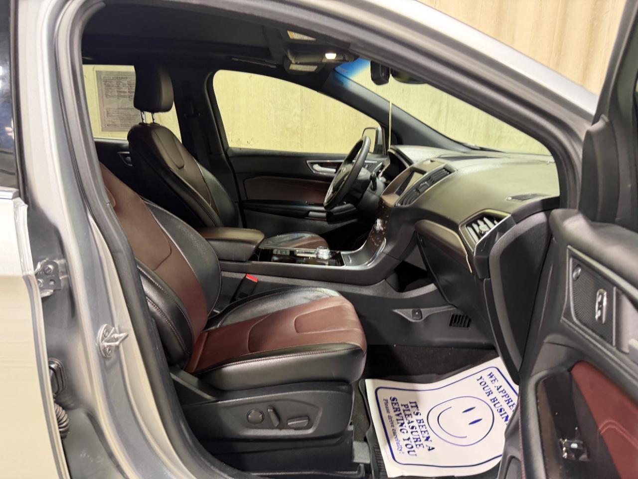 Ford Edge Titanium FWD 2020