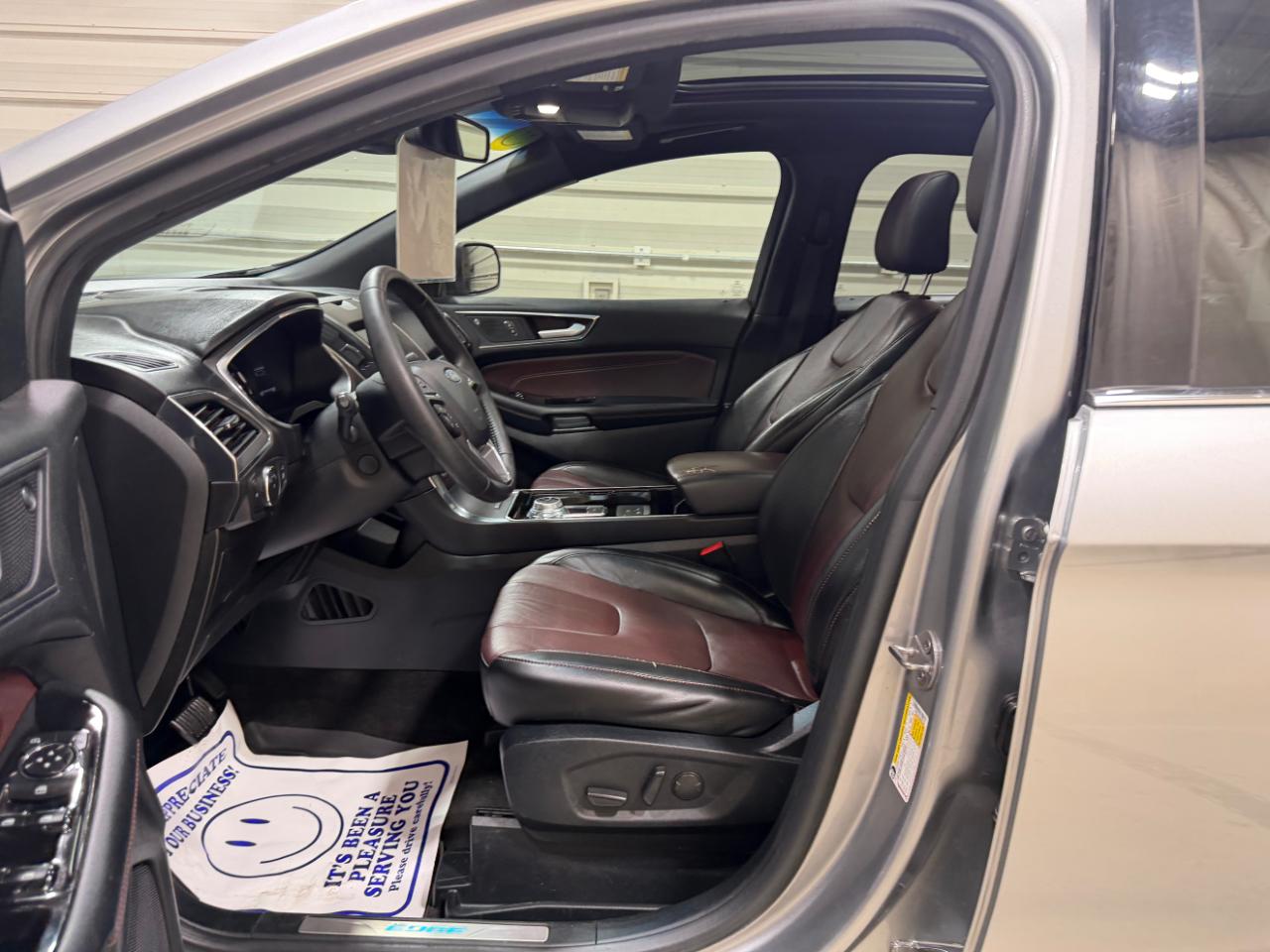 Ford Edge Titanium FWD 2020