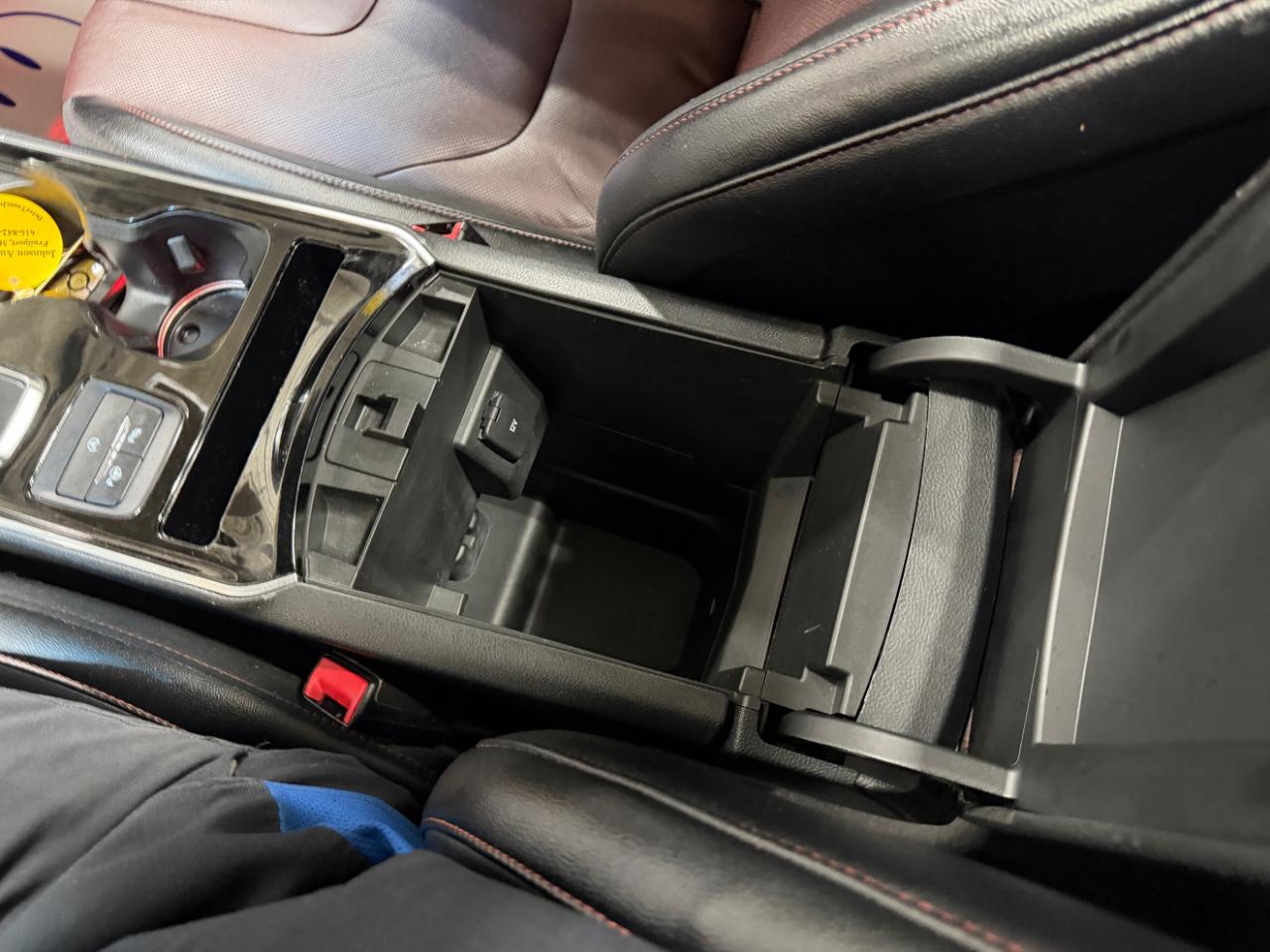 Ford Edge Titanium FWD 2020