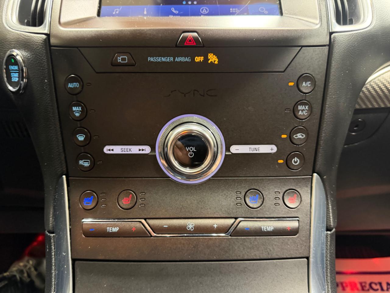 Ford Edge Titanium FWD 2020