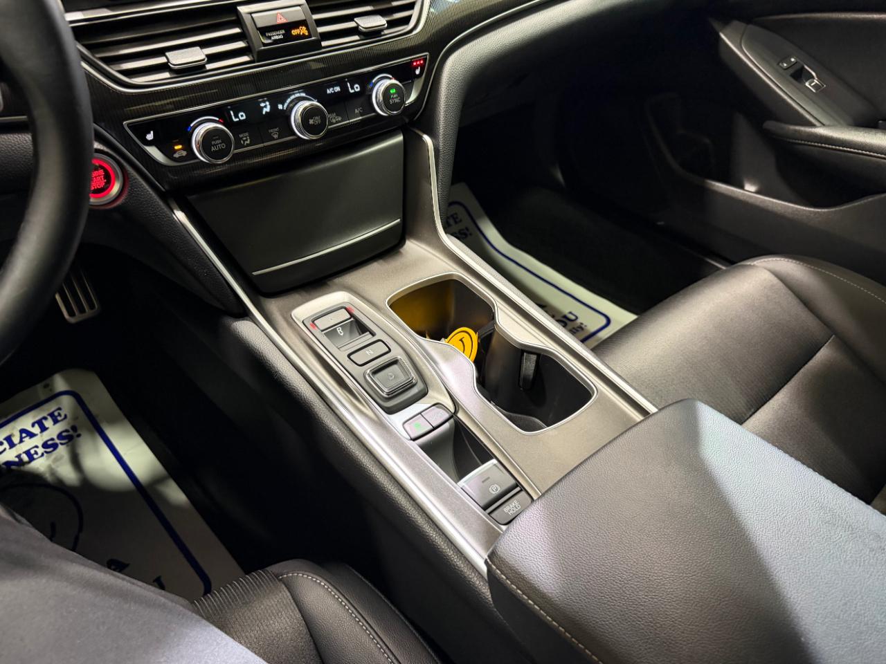 Honda Accord Sedan Sport 2.0T Auto 2019