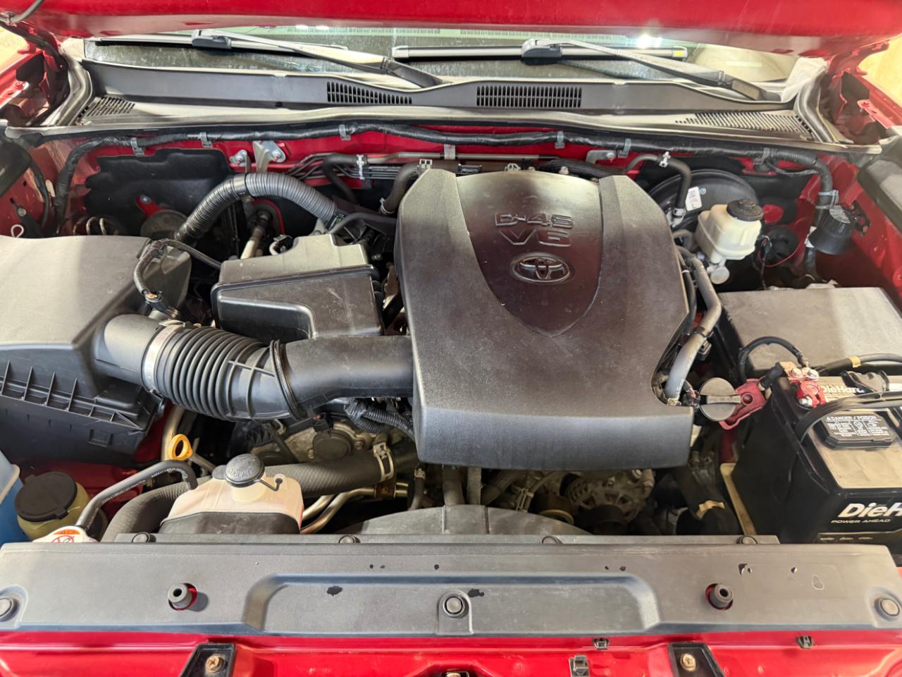 Toyota Tacoma TRD Sport Double Cab 5' Bed V6 4x4 AT (Natl) 2017