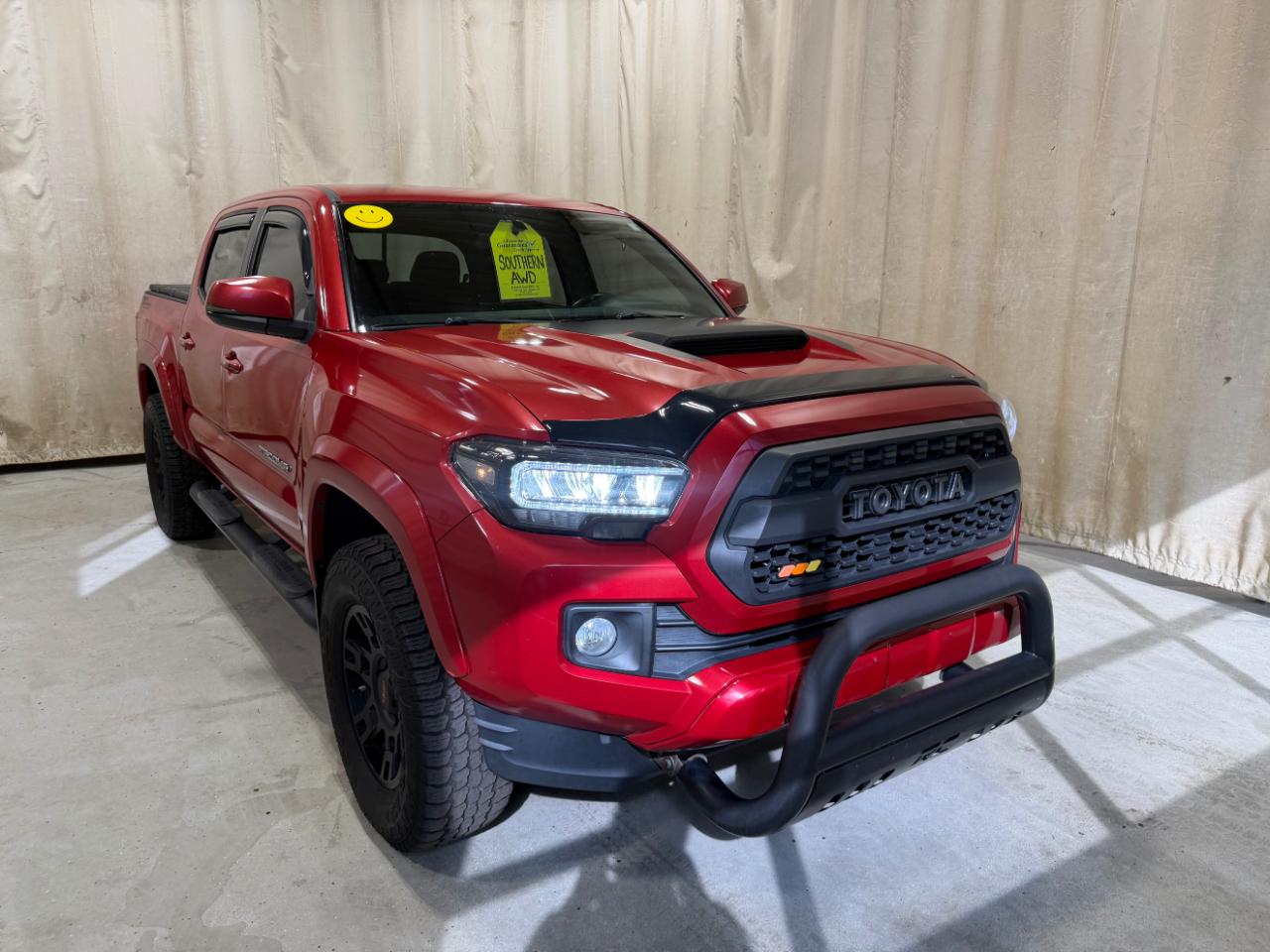 Toyota Tacoma TRD Sport Double Cab 5' Bed V6 4x4 AT (Natl) 2017