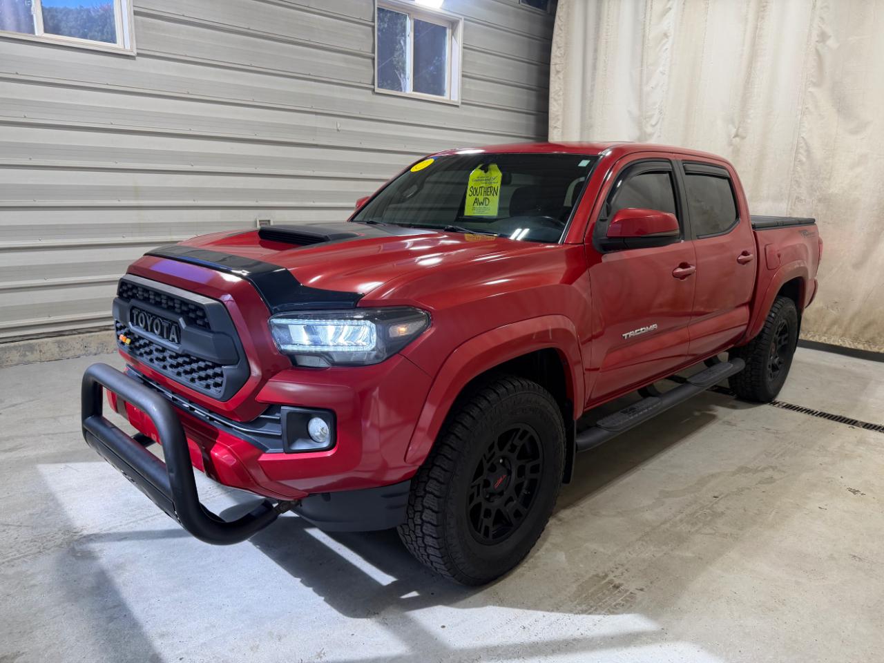 Toyota Tacoma TRD Sport Double Cab 5' Bed V6 4x4 AT (Natl) 2017