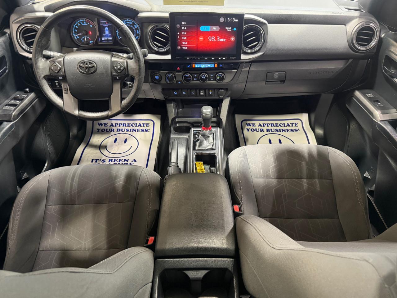Toyota Tacoma TRD Sport Double Cab 5' Bed V6 4x4 AT (Natl) 2017