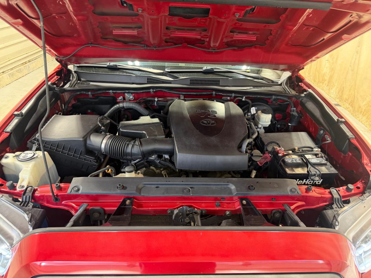 Toyota Tacoma TRD Sport Double Cab 5' Bed V6 4x4 AT (Natl) 2017