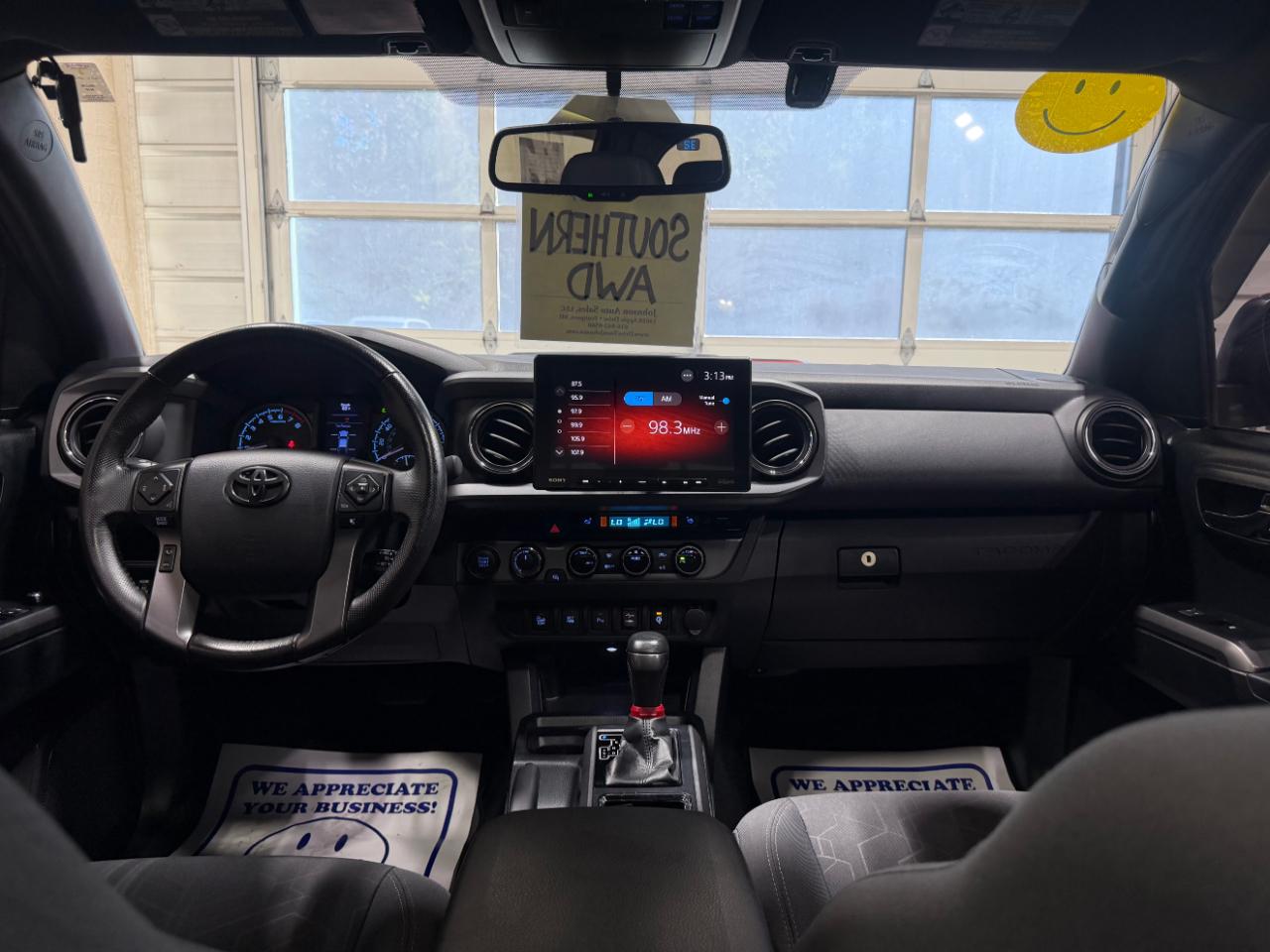 Toyota Tacoma TRD Sport Double Cab 5' Bed V6 4x4 AT (Natl) 2017