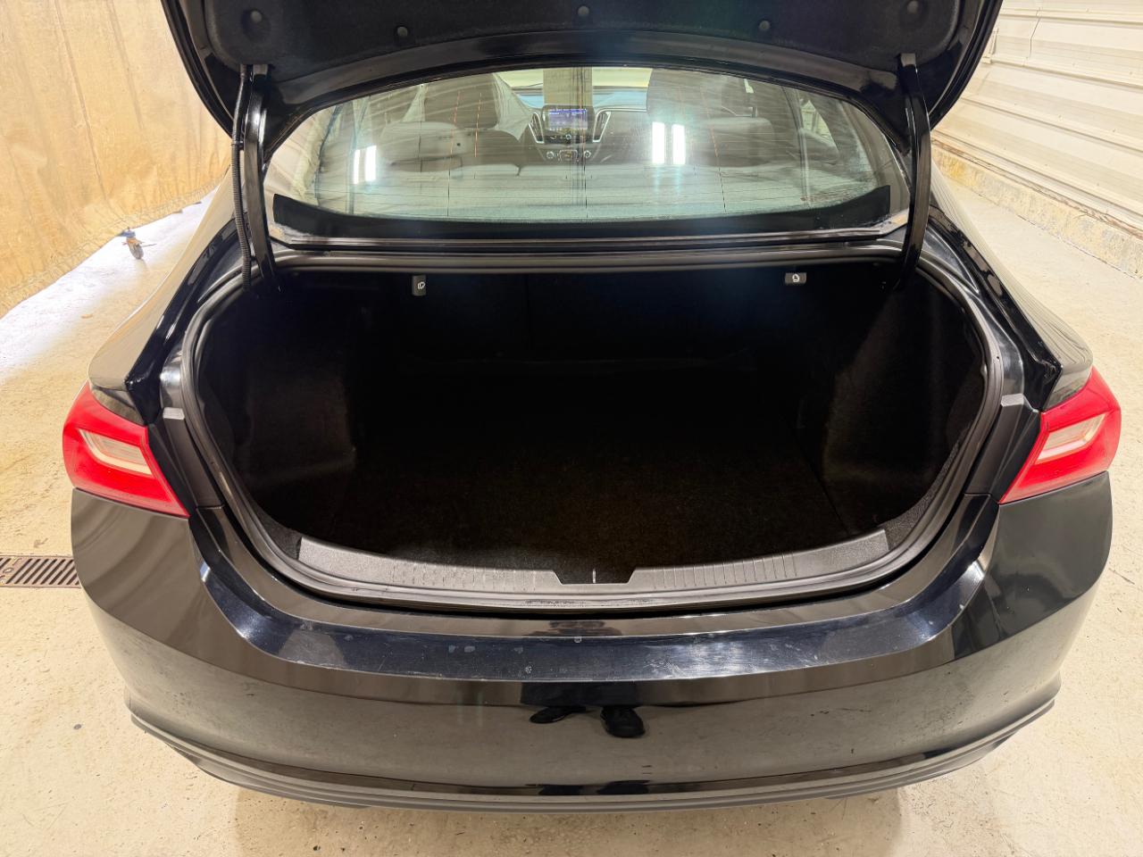 Chevrolet Malibu 4dr Sdn LS w/1FL 2019