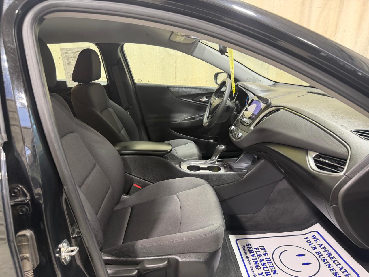Chevrolet Malibu 4dr Sdn LS w/1FL 2019