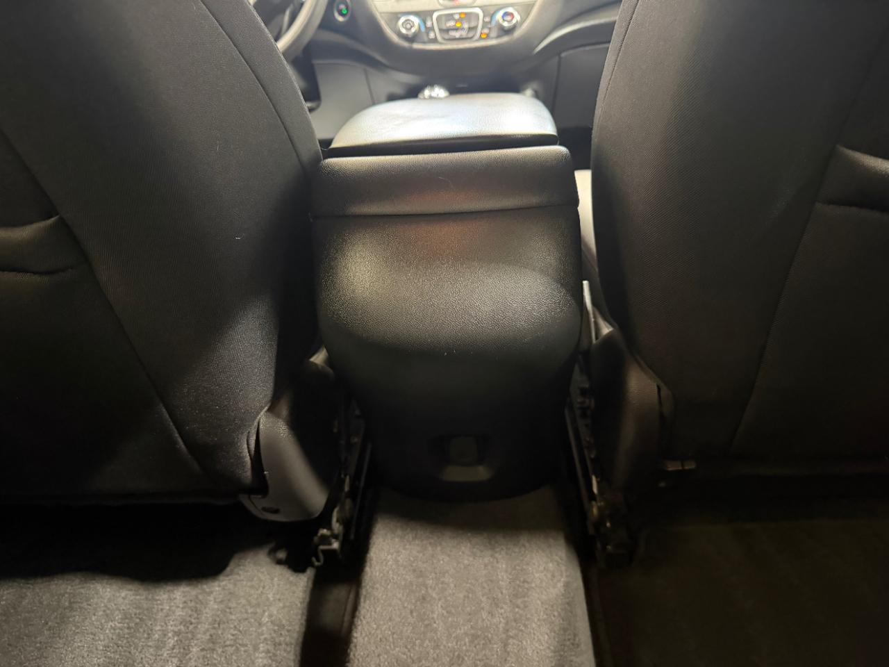 Chevrolet Malibu 4dr Sdn LS w/1FL 2019
