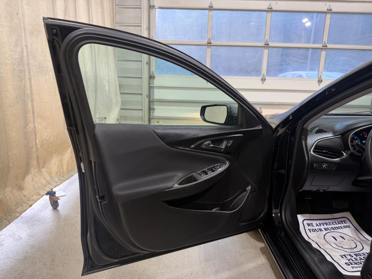 Chevrolet Malibu 4dr Sdn LS w/1FL 2019