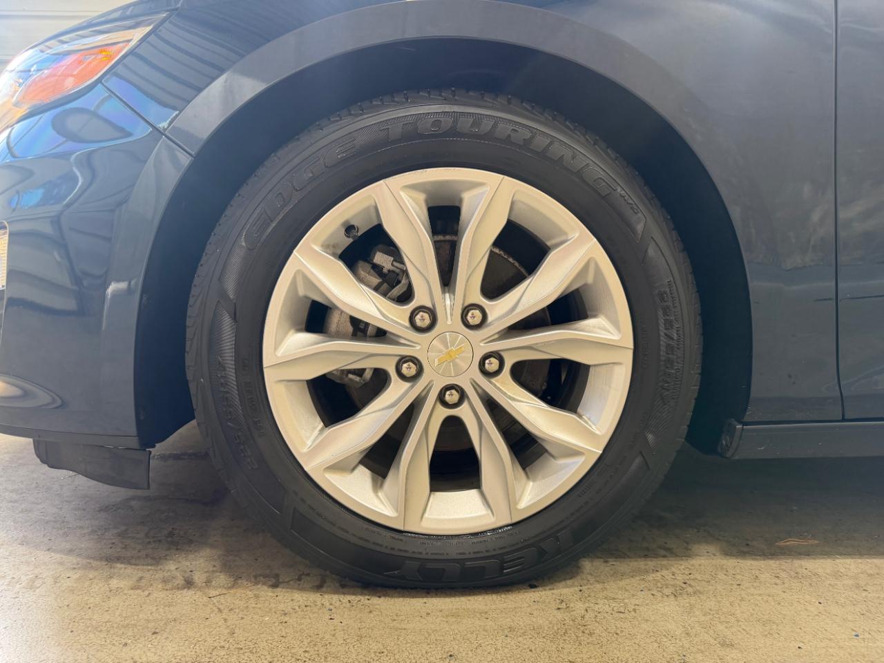 Chevrolet Malibu 4dr Sdn LT 2020