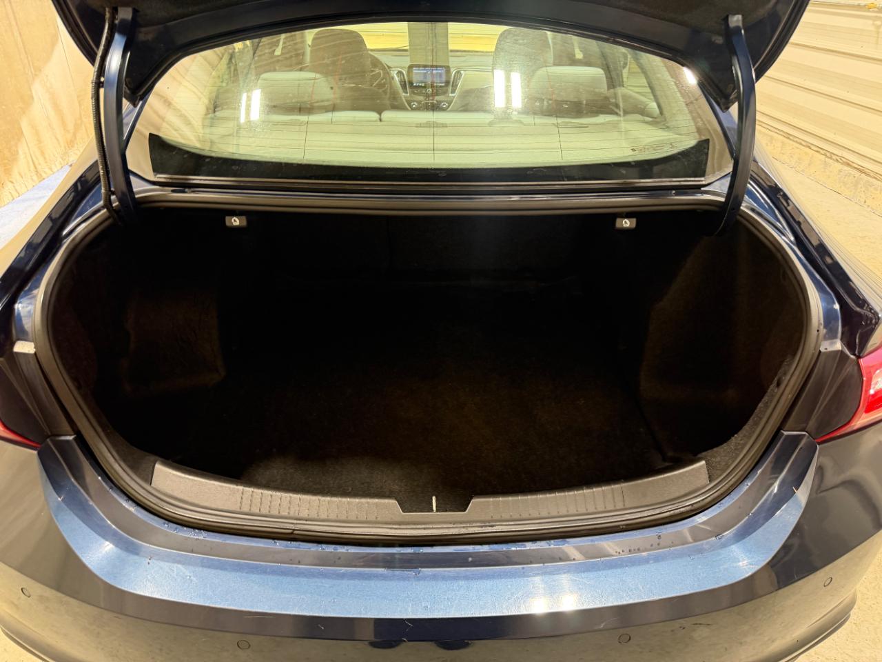 Chevrolet Malibu 4dr Sdn LT 2020