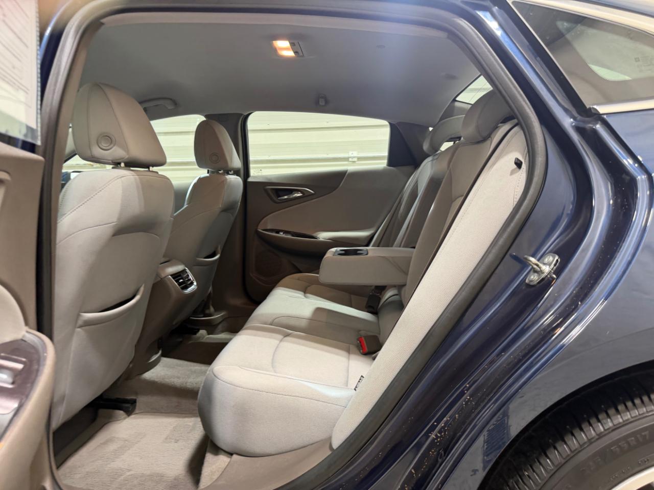 Chevrolet Malibu 4dr Sdn LT 2020