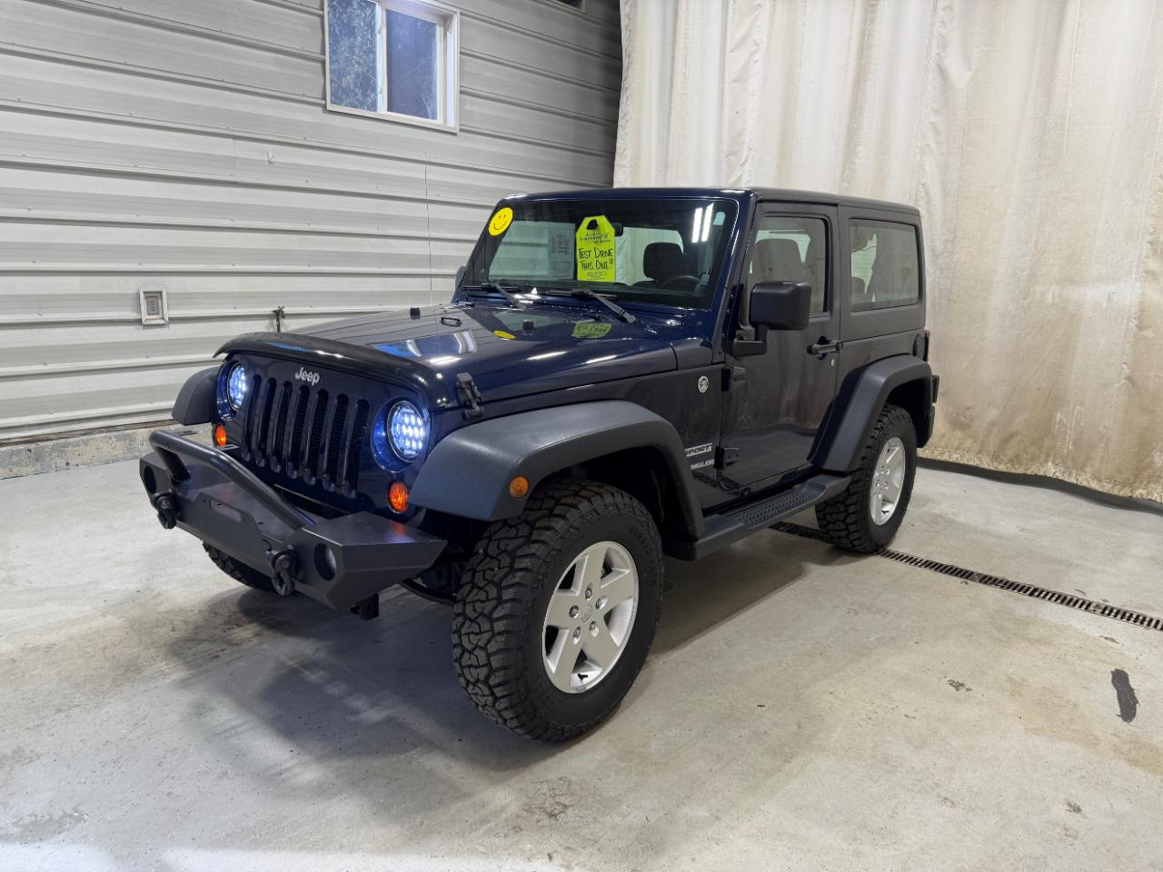 Jeep Wrangler 4WD 2dr Sport 2013
