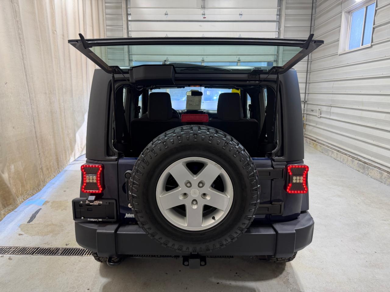 Jeep Wrangler 4WD 2dr Sport 2013