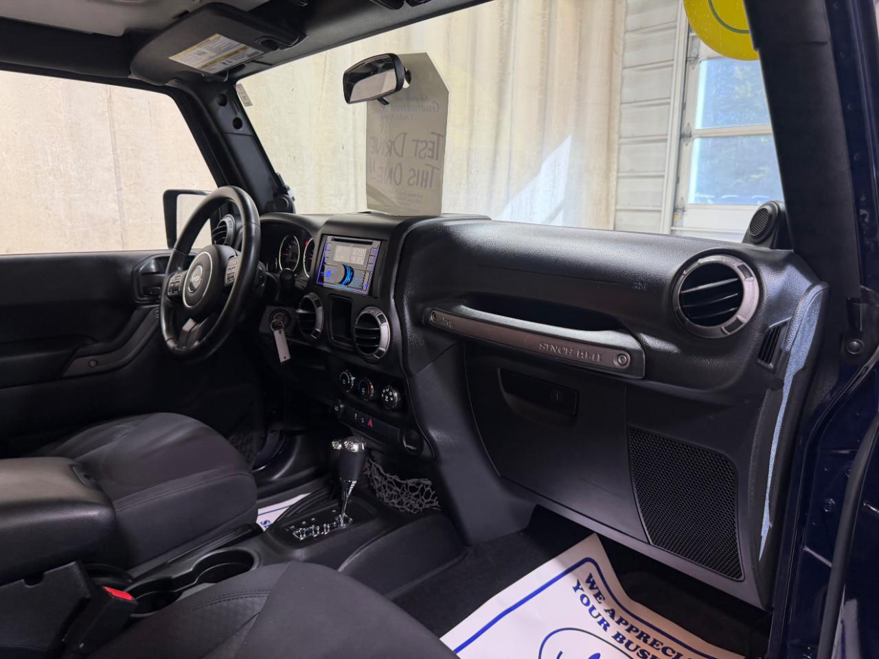 Jeep Wrangler 4WD 2dr Sport 2013