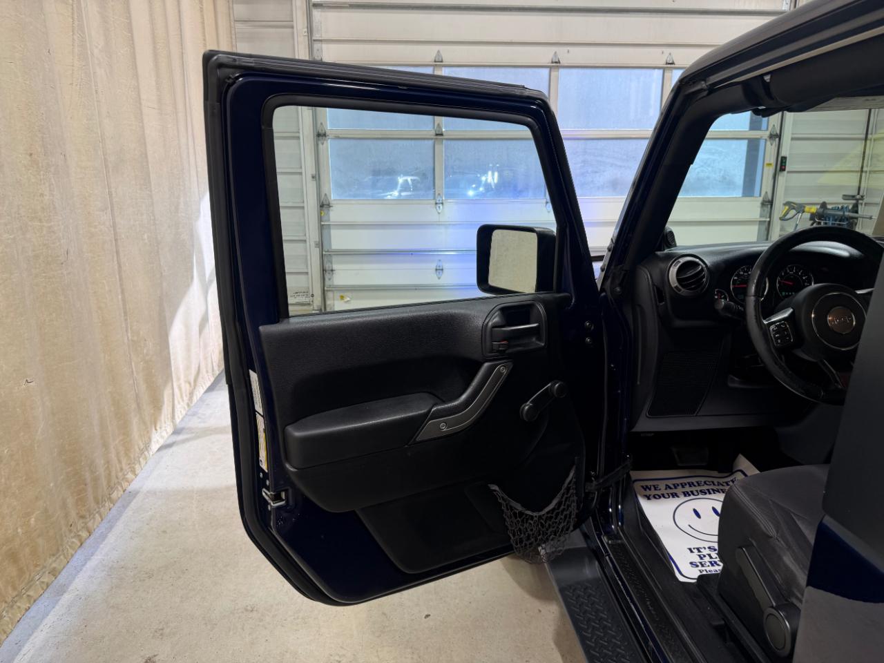 Jeep Wrangler 4WD 2dr Sport 2013