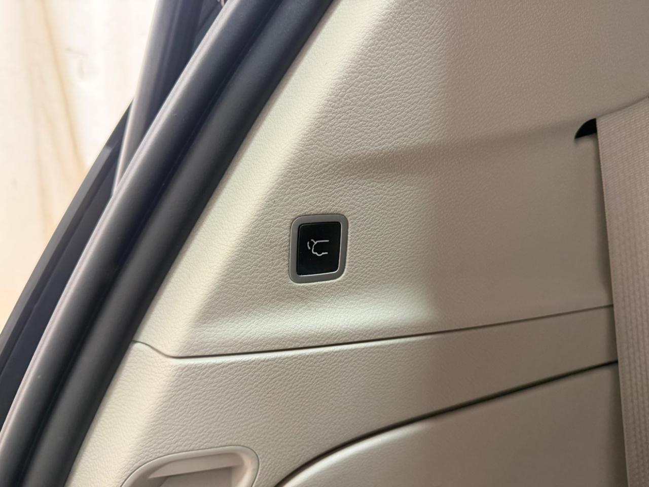 Chrysler Pacifica Touring FWD 2020