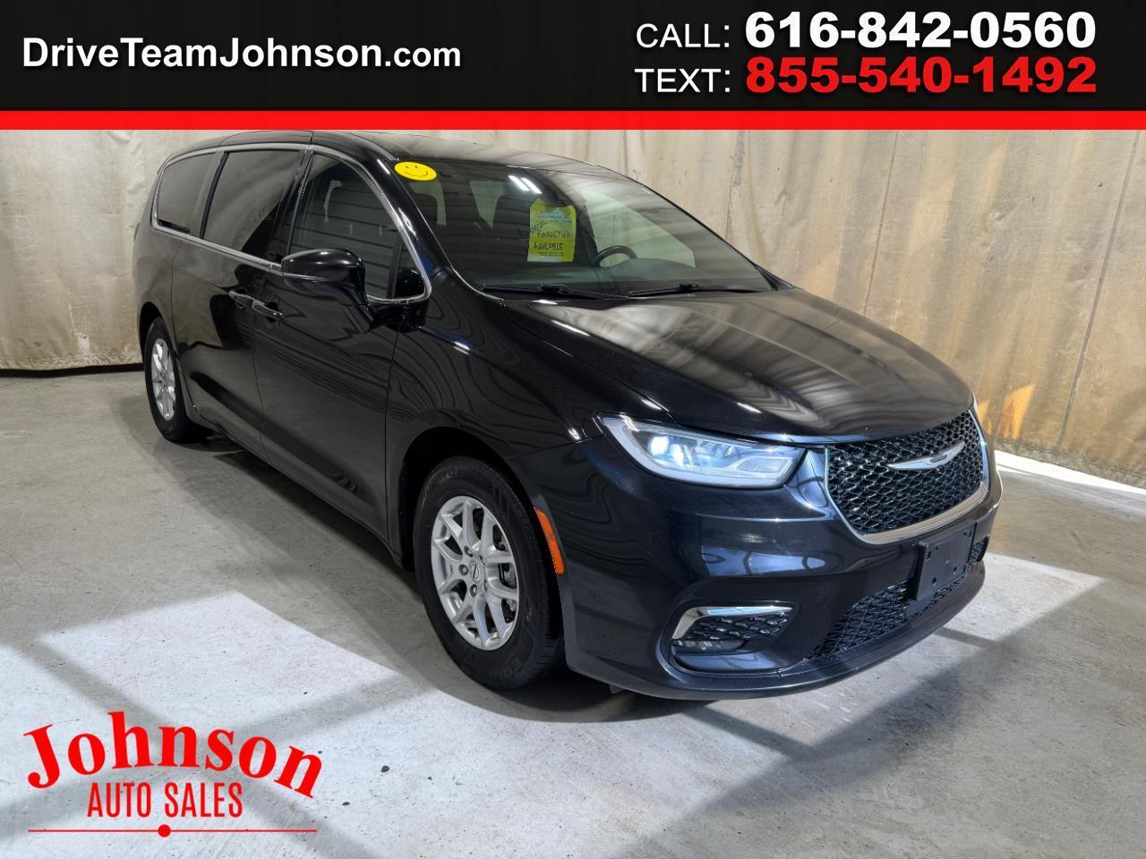 2024 Chrysler Pacifica Touring FWD