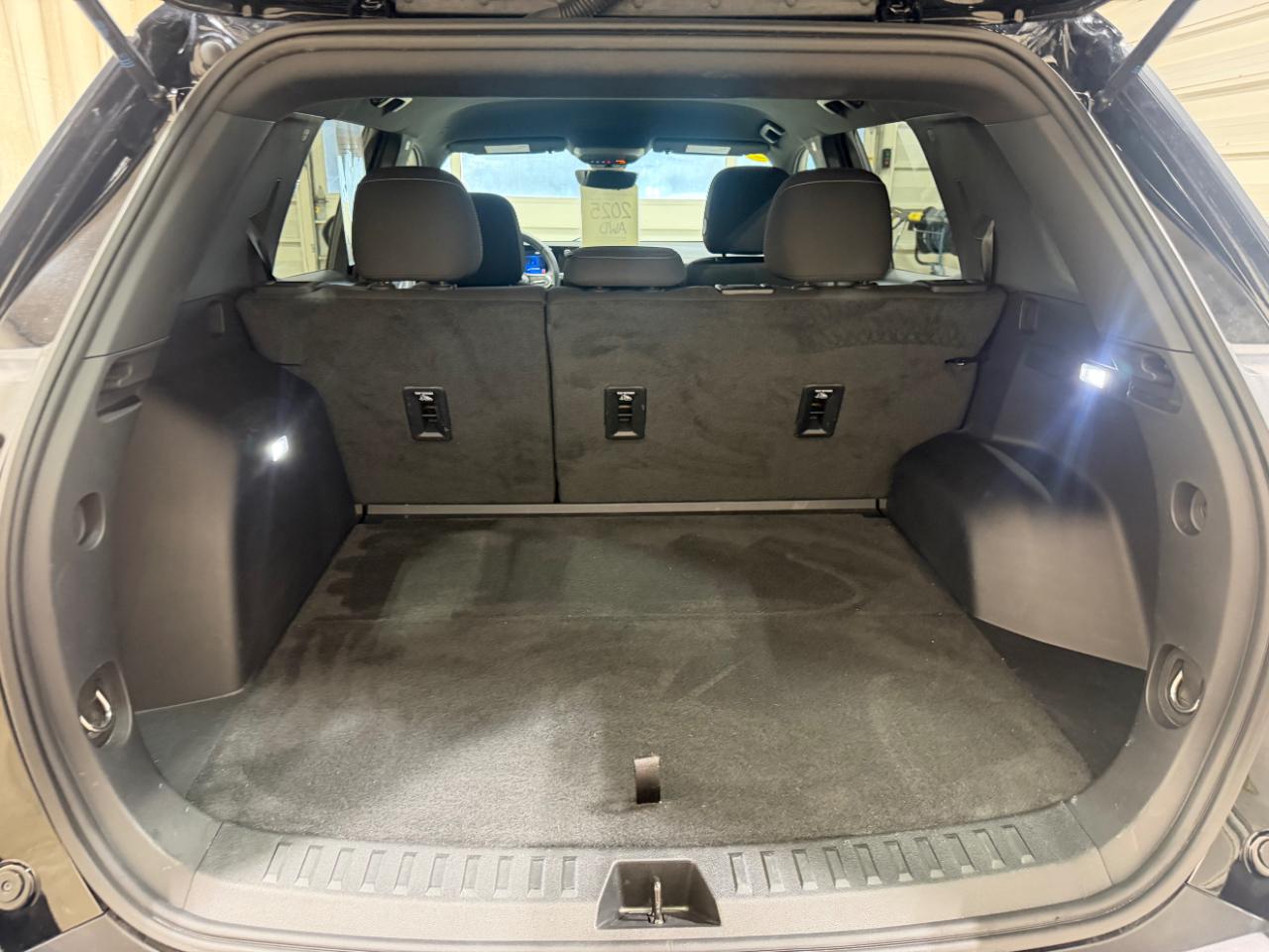 Chevrolet Equinox AWD 4dr LT w/2LT 2025