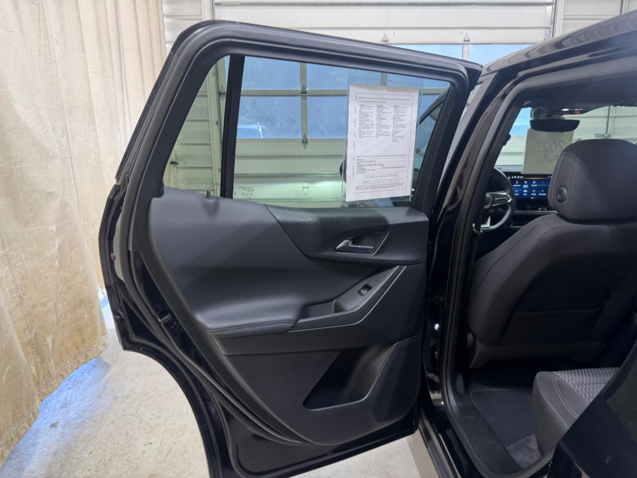 Chevrolet Equinox AWD 4dr LT w/2LT 2025