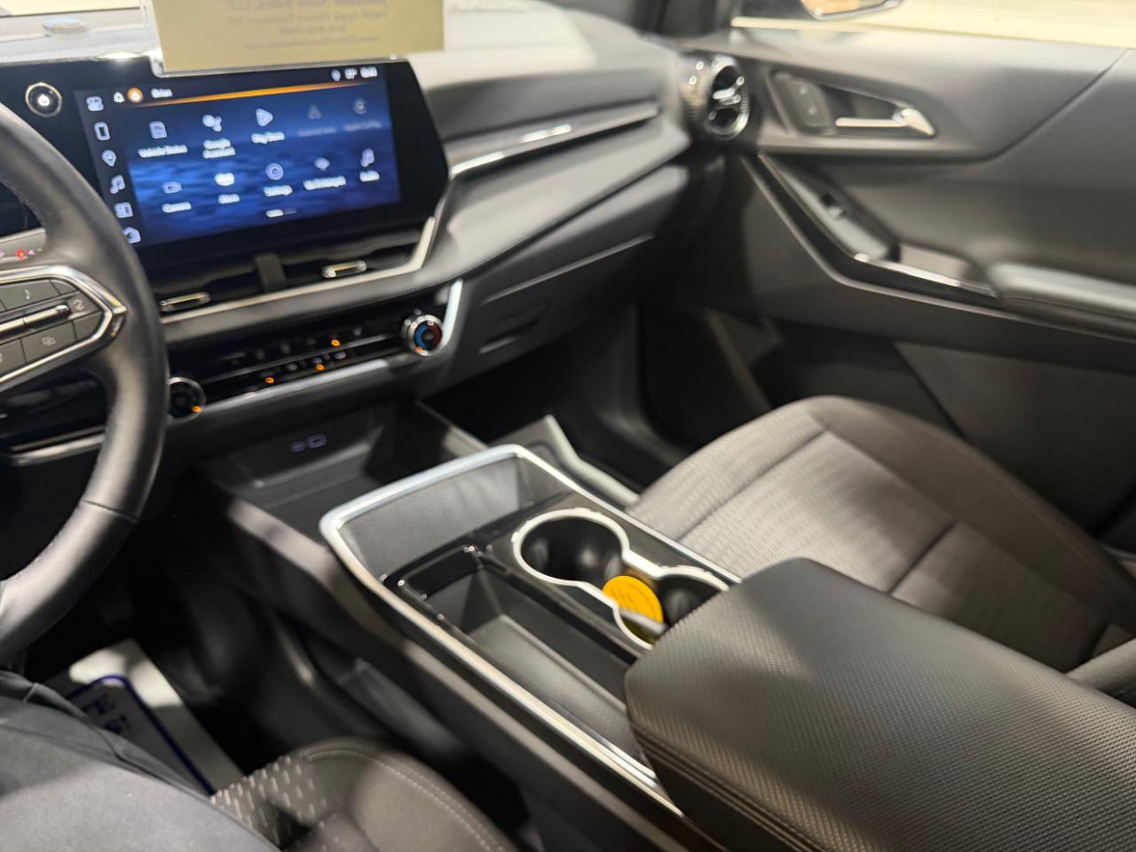Chevrolet Equinox AWD 4dr LT w/2LT 2025