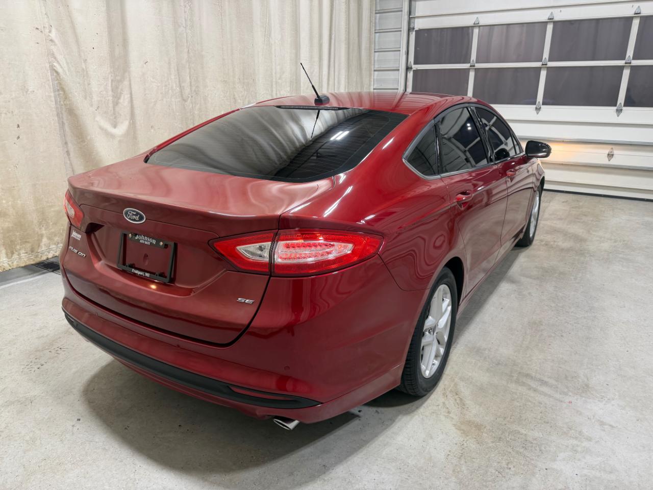 Ford Fusion 4dr Sdn SE FWD 2016